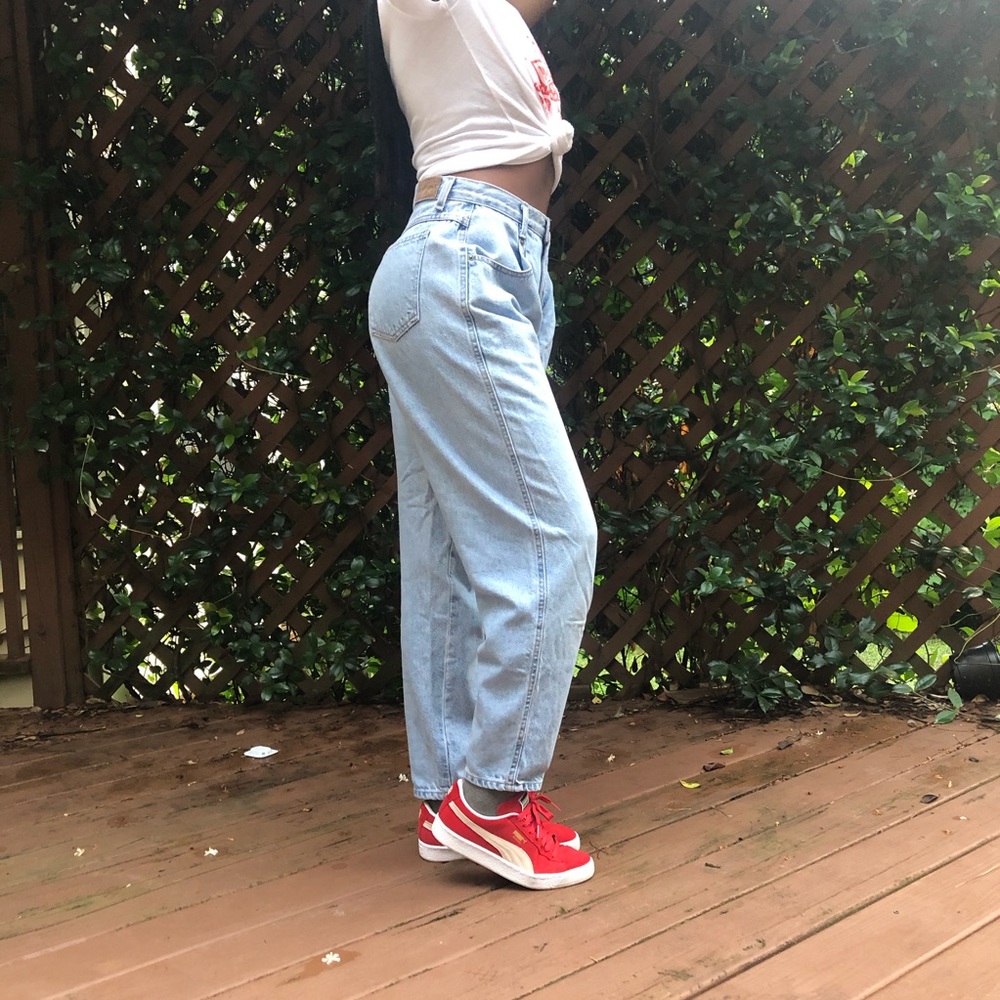 SOLD Brittania Vintage 90s Relaxed Mom Jeans 10 - Picture 4 of 14